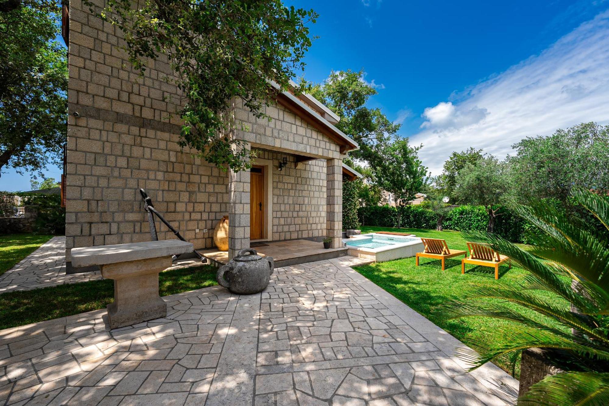 Villa Helena Kotor Exterior photo